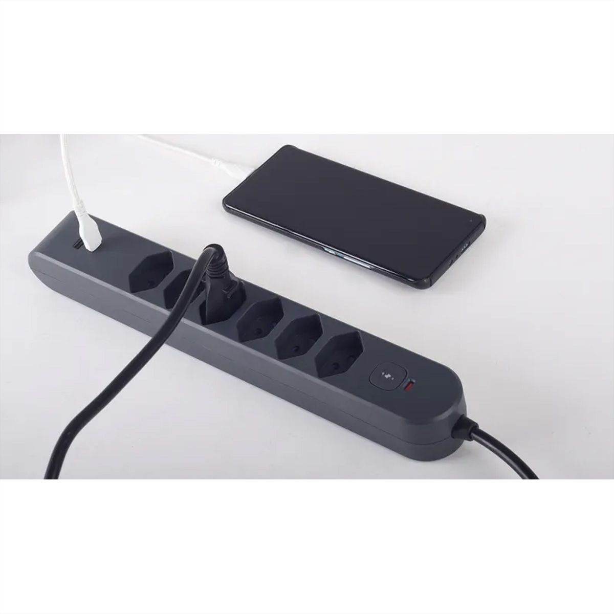 Steffen Bloc multiprises de bureau Alu Desk, 2x T13, 1x USB-A, 1x USB-C, 1.5m, blanc