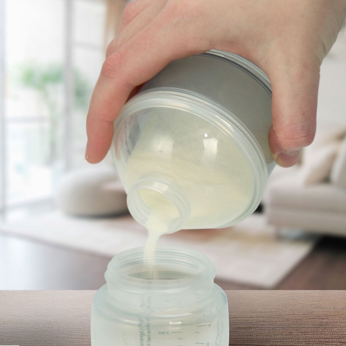 Distributeur de lait pour bébé Alecto BF-4