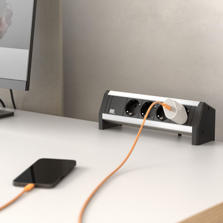 BACHMANN DESK 4x Schutzkontakt mit fest verbundenem Anschlusskabel, schwarz, 3 m