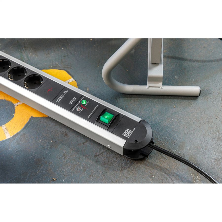 BACHMANN PRIMO Bâti de prises 6x contact de protection, protection totale de l'appareil Interrupteur, 1,75 m