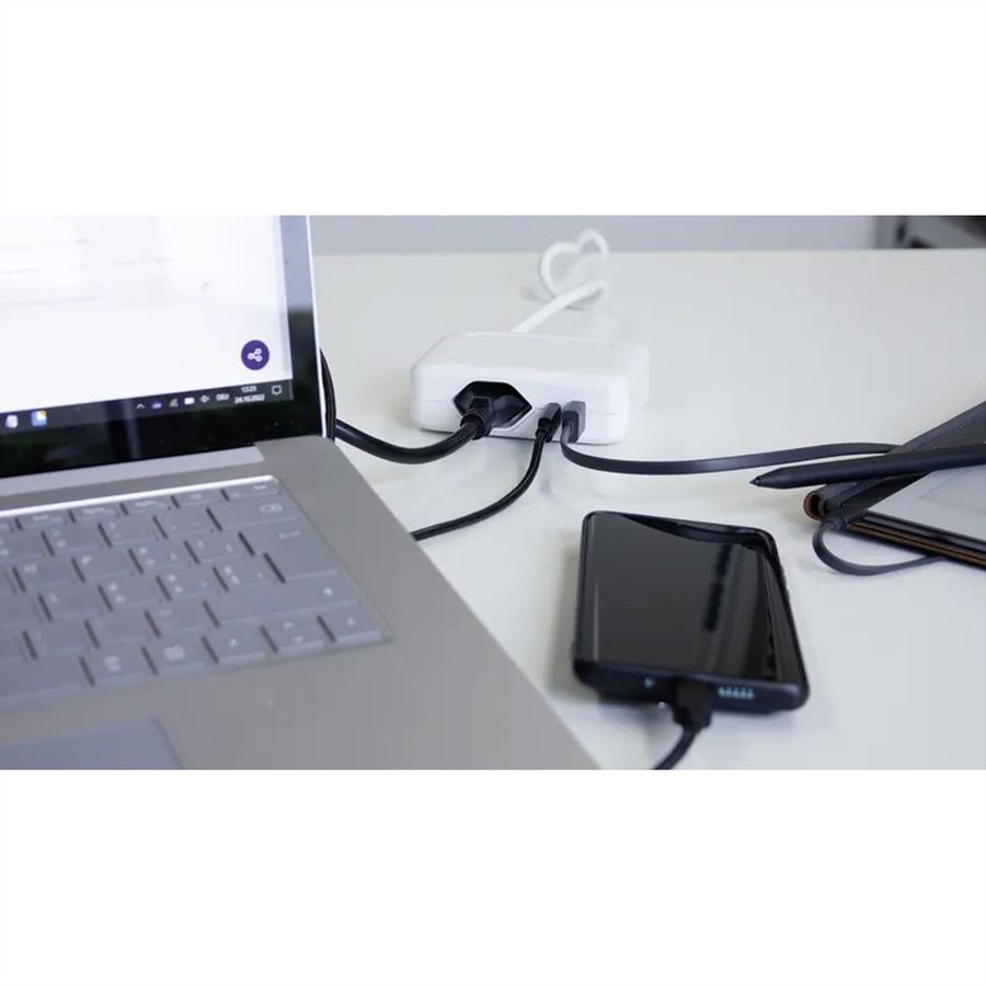 Steffen station de charge IQ simple, 1xT13 + 1xUSB-A 36W + 1xUSB-C PD 45W, blanc, 1.5m