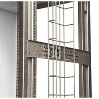 CONTEG 19"-Kabelpritsche zur vertikalen Kabelführung