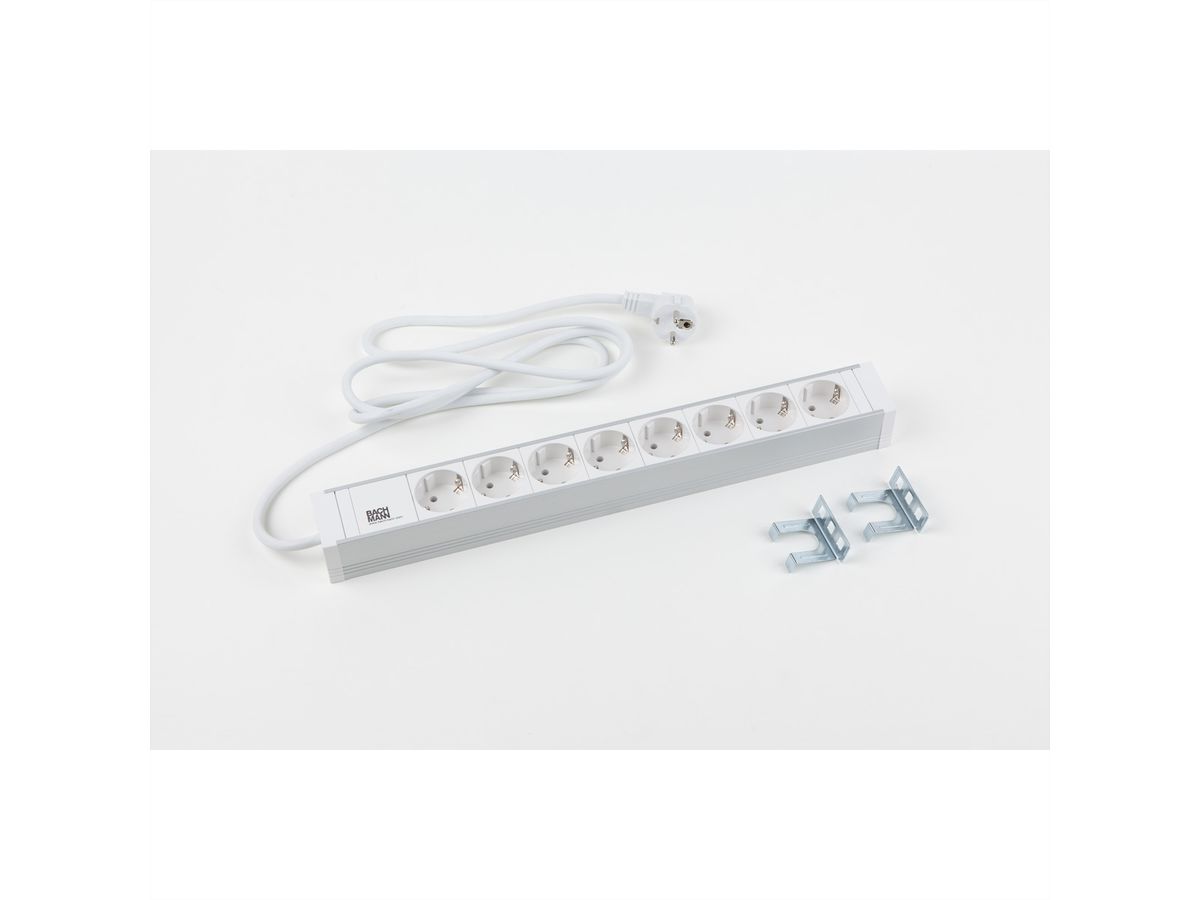 BACHMANN 19" 1,5HE 8xCEE7/3 ws Strom 2,0m CEE7/7