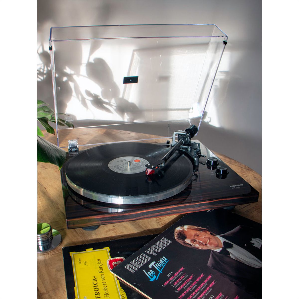 Lenco Platine vinyle LBT-345WA, BT, Ortofon 2MRED inclus