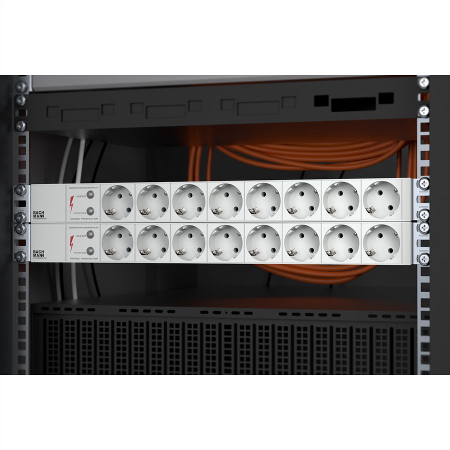 BACHMANN Bâti de prises 19" 8x avec protection contre les surtensions sans interrupteur