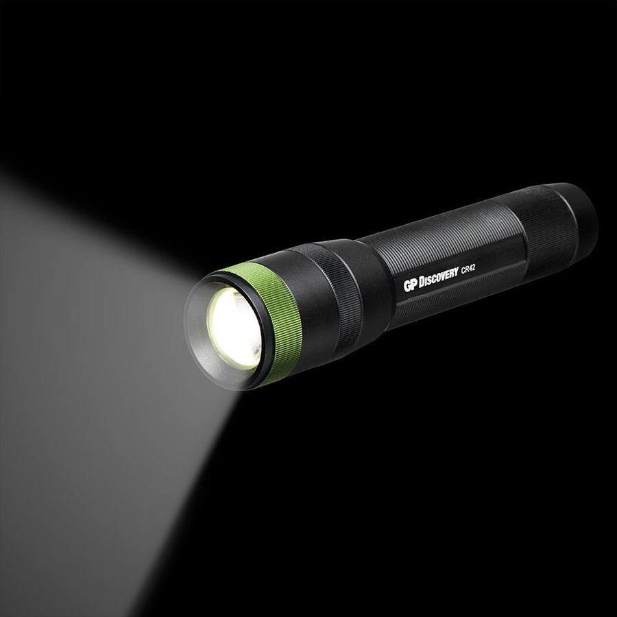 GP Discovery Lampe torche CR42, 40-1000lm, 170m de portée, 40 h, IPX4
