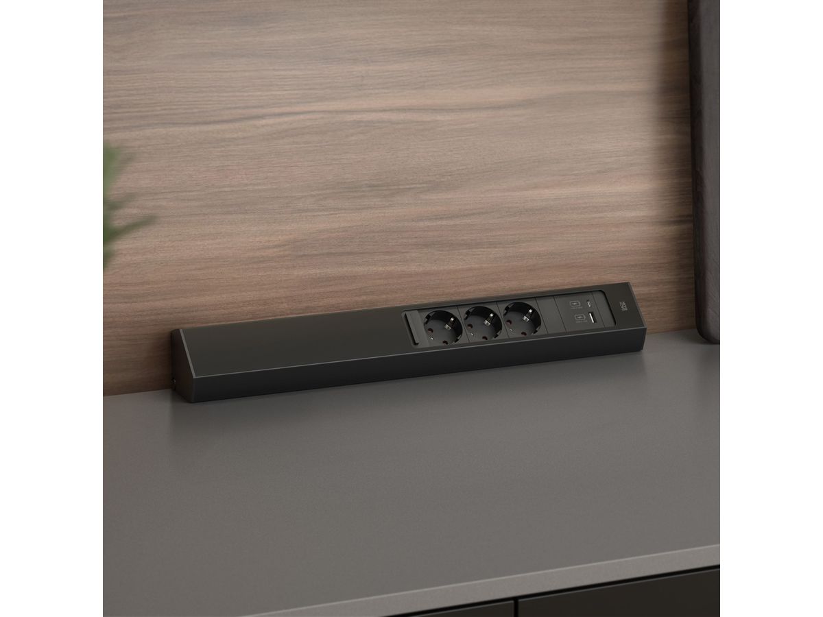 BACHMANN CASIA2 3xCEE7/3 1xUSB A/C 22W 2,0m AEH SW