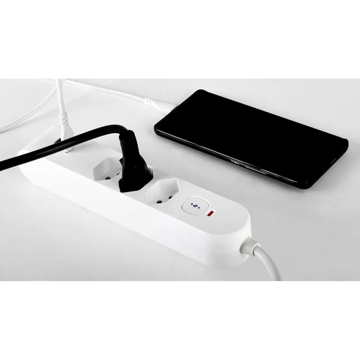 Steffen Bloc multiprises de bureau Alu Desk, 2x T13, 1x USB-A, 1x USB-C, 1.5m, blanc