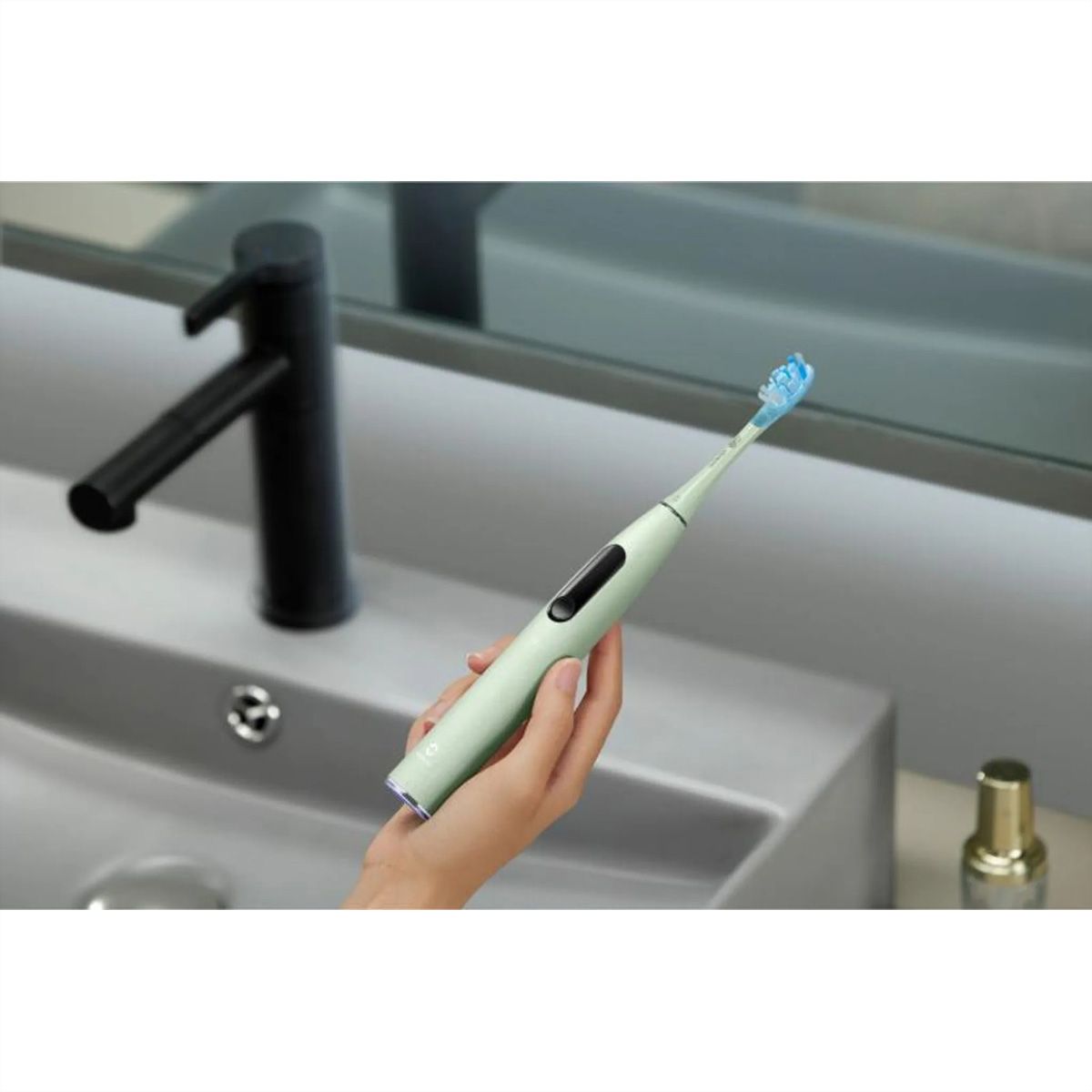 Oclean X Ultra 20 Set Schallzahnbürste grün, 84’000 Bewegungen/min, Smart Touchscreen, 40 Tage Akku