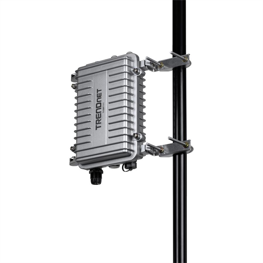 TRENDnet TI-OBF711 Convertisseur industriel de médias pour extérieur SFP+ 10G vers PoE++ 10G (95W)