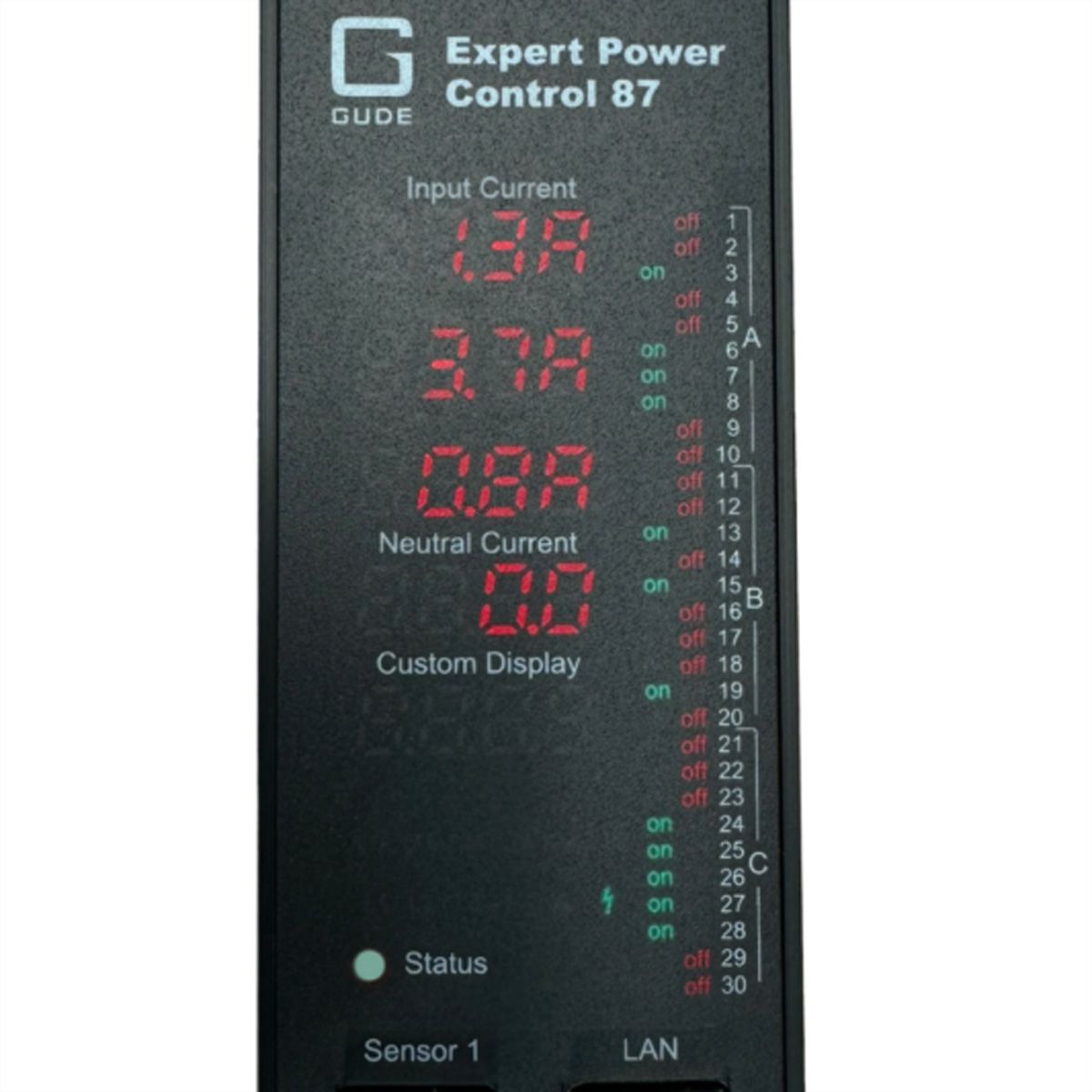 GUDE EPC 87-3300-18 30-fach switched & metered PDU, vertikaler Einbau 0HE, 400V 3P*N+PE 3x16A, schwarz, 170 cm